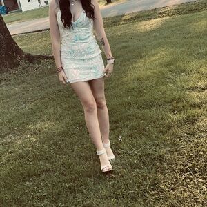 White Blue Floral Bodycon Mini Dress